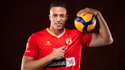 أول تعليق من سيف عابد لاعب طائرة الأهلي الجديد