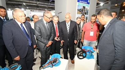 الإسكان: دعم كامل لـ شركات القطاع الخاص في تكنولوجيا المياه لزيادة استثماراتها