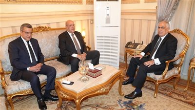 النائب العام يستقبل رئيس الجهاز المركزي للمحاسبات ونائبه