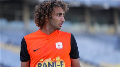 سر انضمام عمرو وردة وصلاح باشا لـ فاركو والعودة من أوروبا | خاص