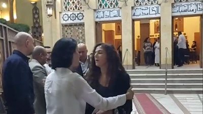 بحضور دنيا سمير غانم.. انتهاء عزاء الفنان الراحل محمد فريد بدار مناسبات مسجد الحامدية الشاذلية| بث مباشر 