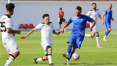 عوائد البث شرارة أزمة بين اتحاد الكرة وأندية دوري المحترفين 