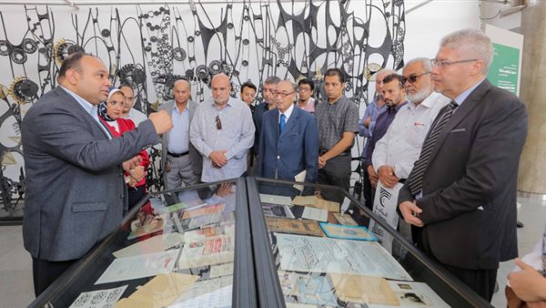 افتتاح المعرض