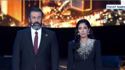 منى زكي وكريم عبد العزيز يشاركان في احتفالية نصر أكتوبر: هنكمل اللي بدأناه ونبني الجمهورية الجديدة