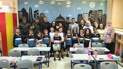 الداخلية تُواصل اصطحاب أبناء الشهداء للمدارس على مستوى الجمهورية بمناسبة العام الجديد | صور