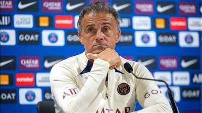 لاعبًا ومدربًا.. نيوكاسل يونايتد الإنجليزي عقدة لويس إنريكي