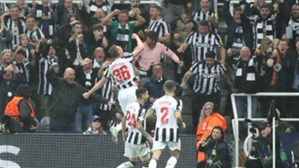 فريق نيوكاسل من مباراة