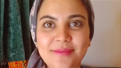 كنت بغير لما بشوف عروسة.. صاحبة صور فستان الزفاف خلال حملها: متجوزة بقالي 5 سنين وعندي طفل.. وكان نفسي أعمل فرح | بث مباشر