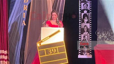 لقاء سويدان: مش كل الفنانين عندهم طيارات خاصة.. ومعظم الفنانين الكبار بيموتوا فقراء