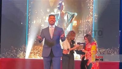 تكريم خالد سليم ومحسن جابر في ختام مهرجان الإسكندرية.. والأخير يهدي تكريمه للعندليب وعبد الوهاب ومجدي العمروسي