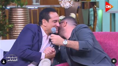  مرة واحدة جالي خمس إعاقات.. أحمد ثروت يروي تفاصيل مرضه في معكم منى الشاذلي 