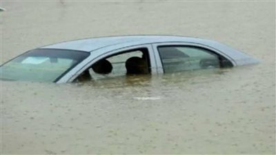 خطوات مهمة يجب اتباعها عند تعرض سيارتك للغرق بمياه الأمطار
