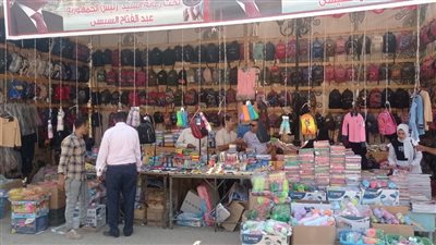 محافظ قنا: إقامة معارض أهلًا مدارس بالمراكز والمدن للتخفيف عن كاهل المواطنين