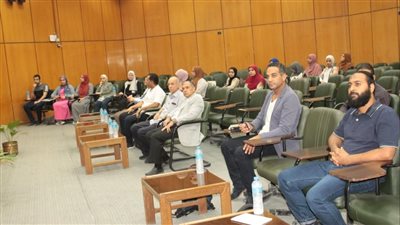 رئيس جامعة أسيوط: تمويل المشروعات الكبيرة يصل إلى 250 ألف جنيه للتخصصات العلمية 