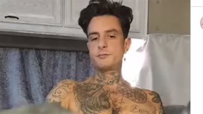 أحمد الفيشاوي يكشف طريقة إخفائه الوشم بشكل كامل من جسده قبل تصوير فيلمه الجديد