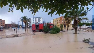 المياه تراكمت في الفصول.. تعطيل الدراسة غدا في مطروح بسبب السيول | بث مباشر