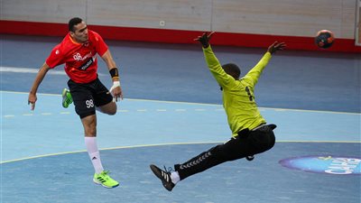 يد الأهلي يفوز على الترسانة بدوري المحترفين بالجولة الثامنة 