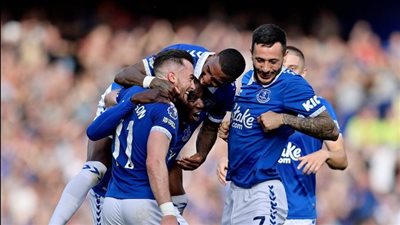 للمرة الثانية.. إيفرتون يرفض عرض مانشستر يونايتد لضم برانثوايت