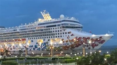 على متنها 2399 سائحا.. وصول الجوهرة النرويجية العملاقة إلى ميناء بورسعيد| بث مباشر 