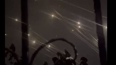 غزة تقصف تل أبيب بـ 150 صاروخًا.. وصافرات الإنذار تدوي