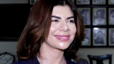 أميرة فتحي: بتشتم عشان ماسكة سبحة في إيدي وبذكر ربنا.. ومفيش آية ولا حديث بيحرم الفن