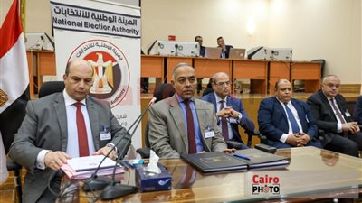 الوطنية للانتخابات: فريد زهران تقدم بأوراق ترشحه بـ 30 تزكية برلمانية.. وطلبا ترشح إلى الآن 