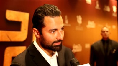 أحمد حاتم عن غضب بعض الفنانين من الانتقادات: إحنا بنشتغل للجمهور ومن غيره مفيش حاجة هتتعمل