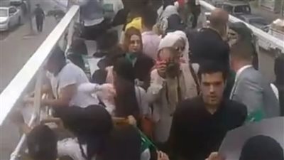 أتوبيس مكشوف.. مسيرة للوفديين دعما لترشح عبد السند يمامة للانتخابات الرئاسية | بث مباشر