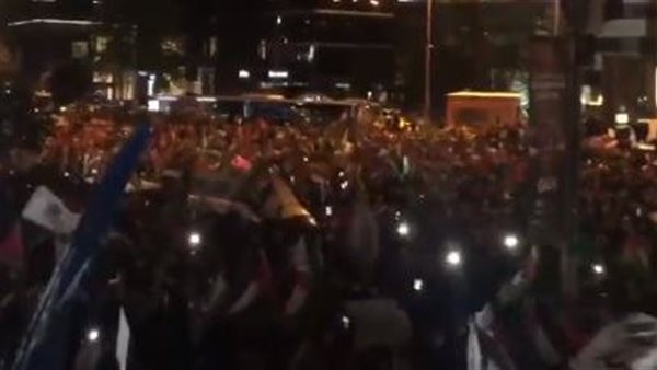 مظاهرات حاشدة في