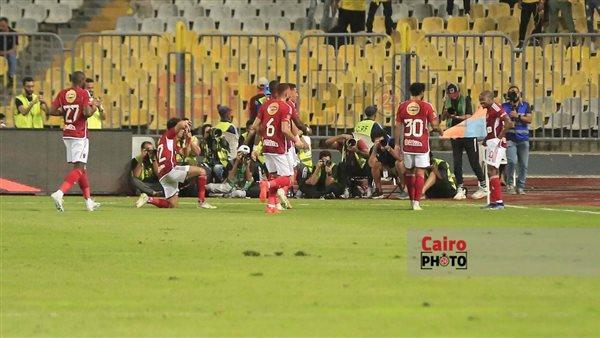 احتفال لاعبي الأهلي