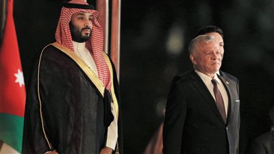 ولي العهد السعودي وملك الأردن يؤكدان ضرورة توحيد الجهود لوقف التصعيد في غزة وتفادي تبعاته على المنطقة