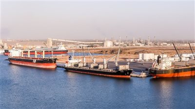 الجريدة الرسمية تنشر قرار النقل بتجديد منح تسهيلات وحوافز للمستثمرين بميناء دمياط