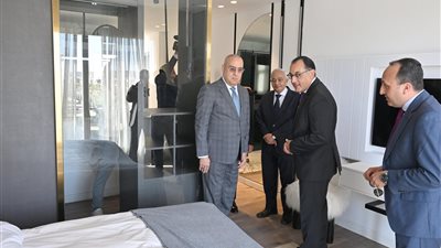 رئيس الوزراء يتفقد الأعمال النهائية للمرحلة الأولى من مشروع مدينة باديا بأكتوبر الجديدة