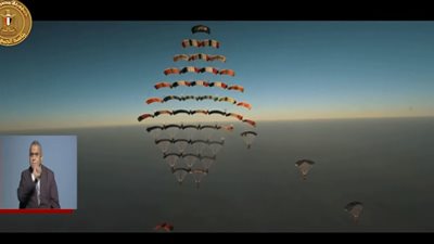 قوات المظلات تسجل رقما قياسيا بتشابك 50 قافزا من دولة واحدة