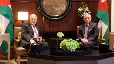 الرئيس الفلسطيني يبحث مع العاهل الأردني سبل وقف العدوان وإيصال المساعدات الإغاثية لقطاع غزة