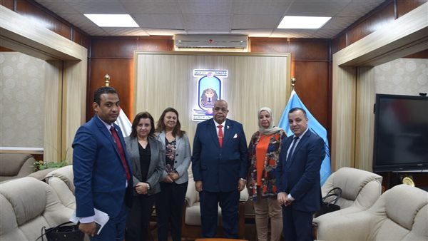 رئيس جامعة الأقصر