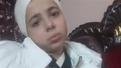 كانوا راجعين من المدرسة.. طفل يصدم 4 طالبات وسيدة بسيارته في الفيوم.. وأهل الضحايا: حالتهم النفسية متدمرة | بث مباشر