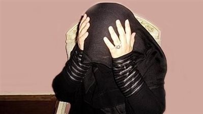 12 سنة بيعايرني عشان يتيمة وافتكرته سند وطلع وهم.. إيمان تبحث عن الحل الأخير في الطلاق