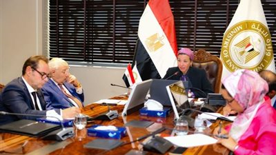 وزيرة البيئة تدير مع نظيرها الكندي جلستين للمشاورات حول تمويل المناخ وآليات التنفيذ