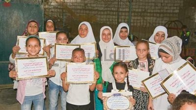 احتفال أهالي قرية أبجيج بالفيوم بأبنائهم بعد حفظهم للقرآن الكريم 