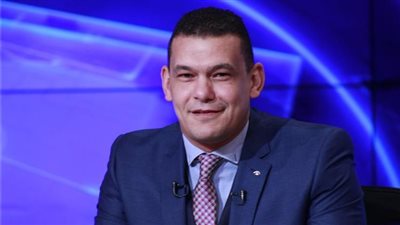 عبد الواحد السيد: فتوح متمسك بـ 70% من طلباته المادية.. وأنصحه بالتضحية من أجل الزمالك