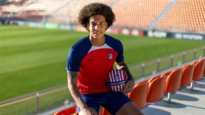 فيتسل: أنا سعيد في أتلتيكو مدريد ولم أتلقَ عروضًا من السعودية