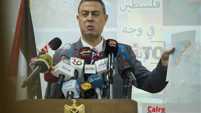 سفير فلسطين: مصر وضعت ثقلها منذ اللحظة الأولى لوقف العدوان على غزة