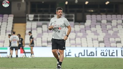 إجازة الكريسماس تبعد فيتوريا عن حضور مباريات كأس السوبر في الإمارات