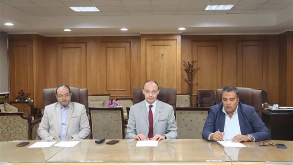 عميد كلية الطب بجامعة