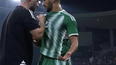 جمال بلماضي يعلق على لقطته مع ‎بن رحمة في مباراة مصر والجزائر