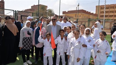 محافظ الإسماعيلية يفتتح أعمال رفع كفاءة مركز الشباب بقرية الأبطال ضمن المبادرة الرئاسية حياة كريمة