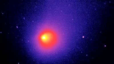 يبلغ حجمه 3 أضعاف جبل إيفرست.. علماء يكتشفون مذنبا ضخما يتجه نحو الأرض