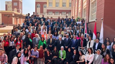 مصطفى الفقي يشارك في ندوة بالجامعة البريطانية في مصر لنشر الوعي السياسي بين طلابها 