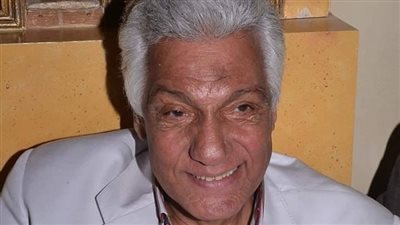 في ذكرى رحيله.. محطات هامة في حياة الفنان أحمد عبد الوارث